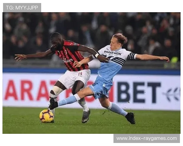 埃卡托折射破门，热那亚对阵罗马挽回颜面