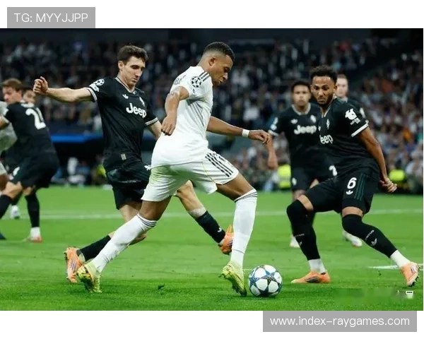 卡雷拉斯内切一条龙低射破门,皇马客场2-0击败瓦伦西亚 卡雷拉斯内切一条龙低射破门,皇马客场2-0击败瓦伦西亚