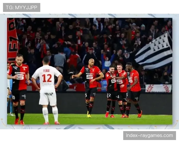 里尔主场对阵雷恩，半场战罢双方1-1平